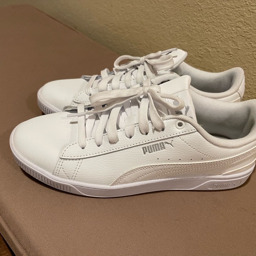 Puma White and Gray Sneakers